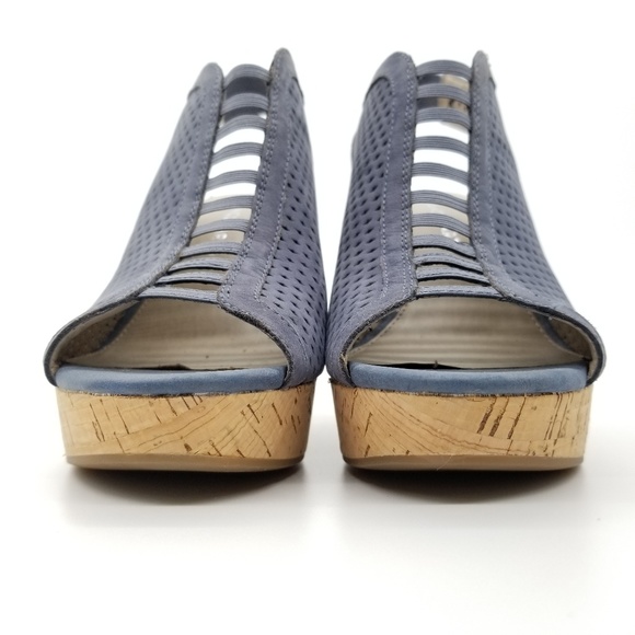 Franco Sarto Gizmo Perforated Wedge Sandals Sz 6.5 - Picture 4 of 8